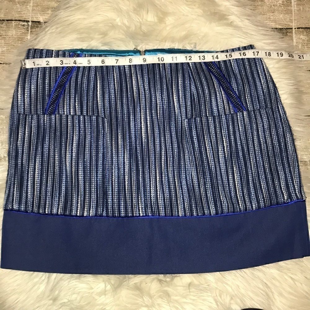 Tahari Blue Textured Stripe Mini Skirt - Picture 4 of 7